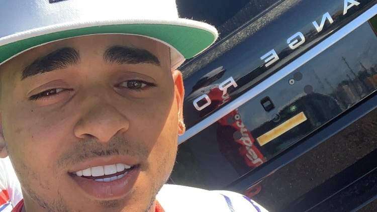 Le quitan la tablilla de su guagua a Ozuna