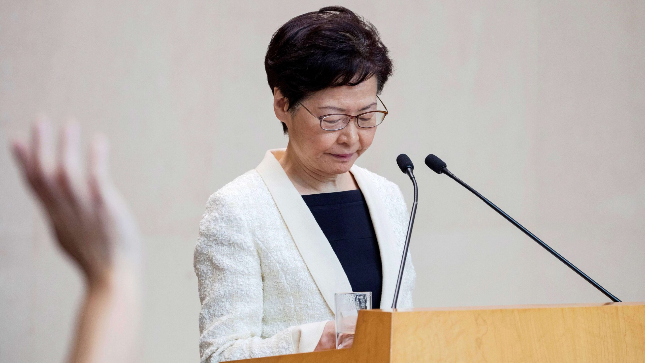 Hong Kong retira polémico proyecto de extradición