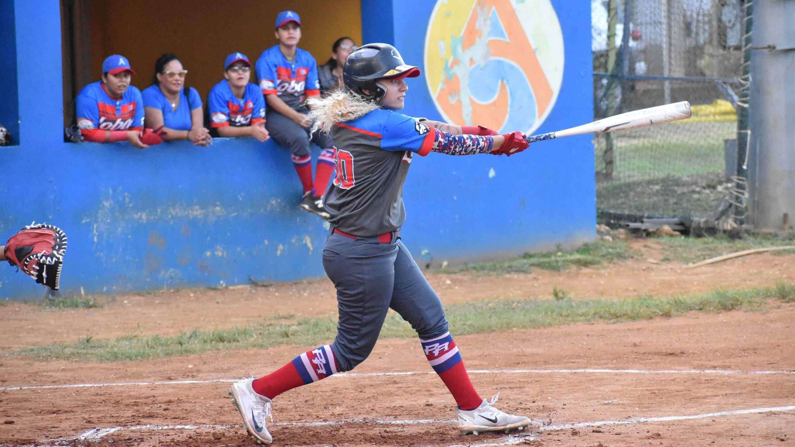 Se reanuda el torneo de béisbol femenino