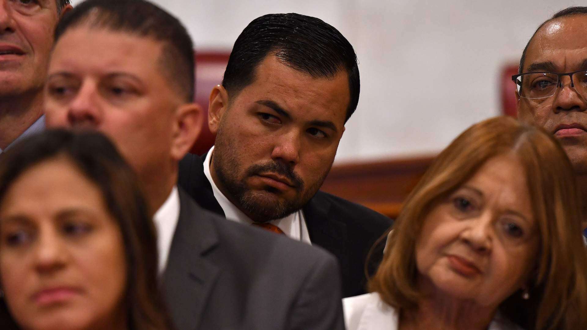 Senador pone el ojo en la alcaldía de Barranquitas