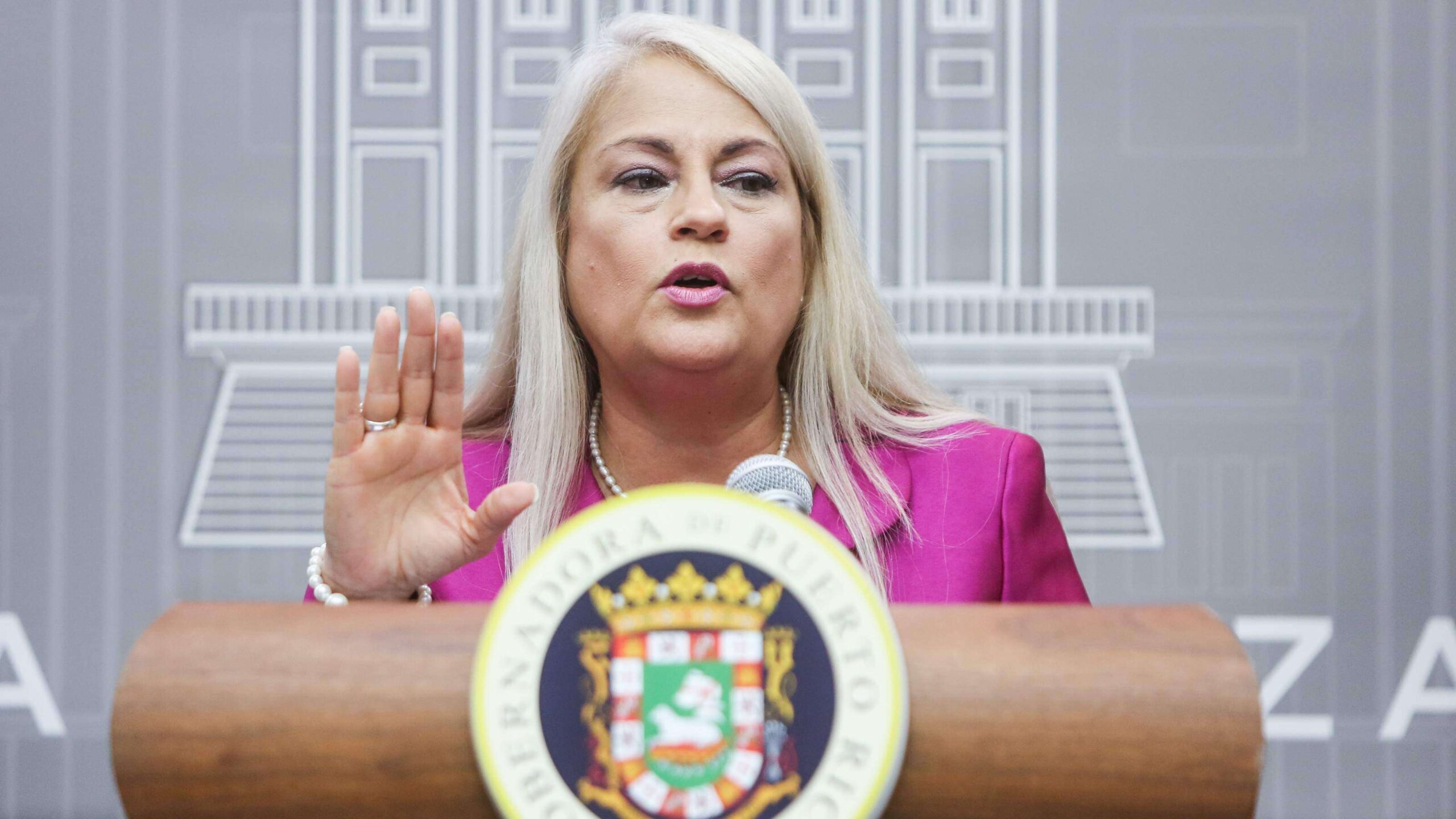 Ante Plan de Ajuste, la Gobernadora no ha dicho qué pasará con pensiones