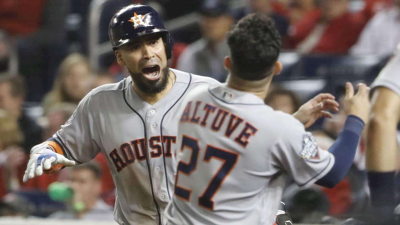 Astros logran su primera victoria en la Serie Mundial