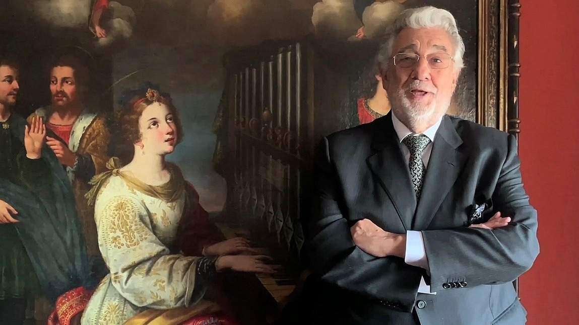 Plácido Domingo recibe premio en México pese a acusaciones