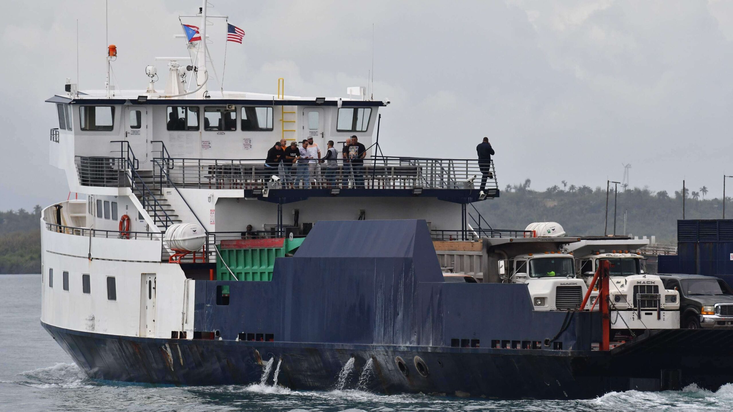 Una embarcación menos mañana para las islas municipio