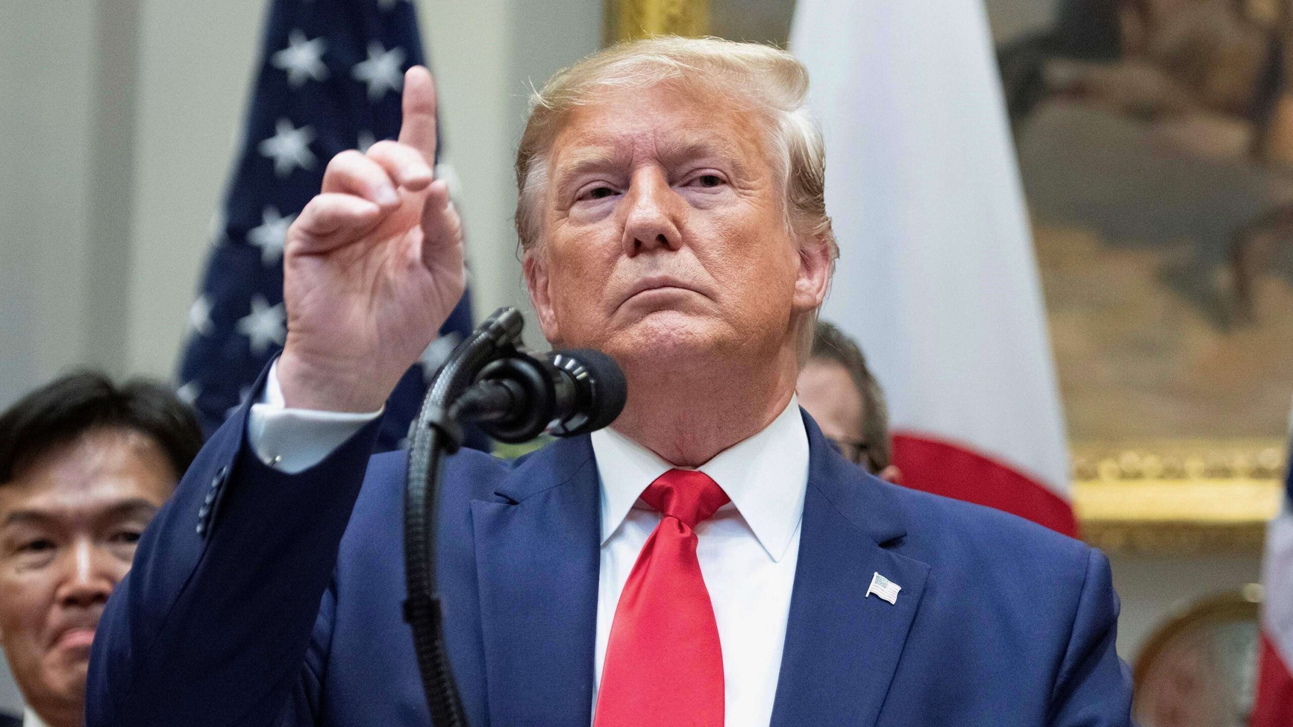 Trump considera que todavía está en el negocio de la hospitalidad