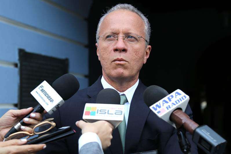 Alcalde de Cayey pìde a gritos luz en sus calles