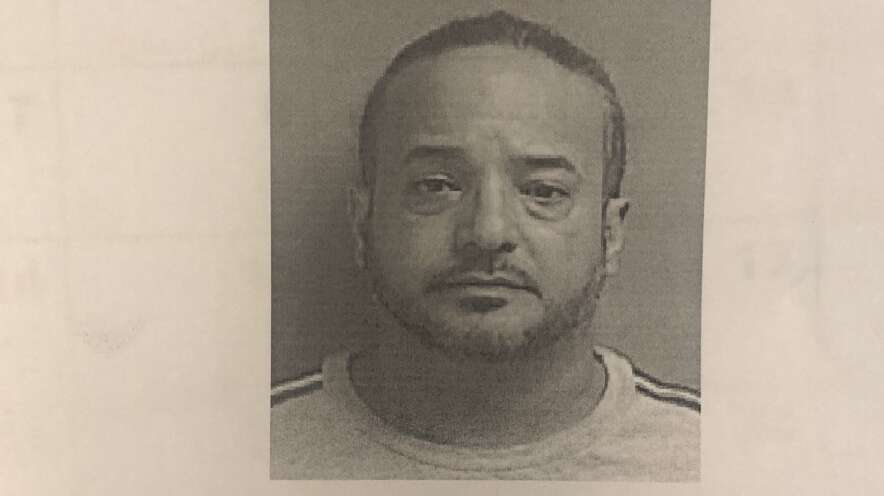 Presentan cargos contra agresor que se atrincheró en motel