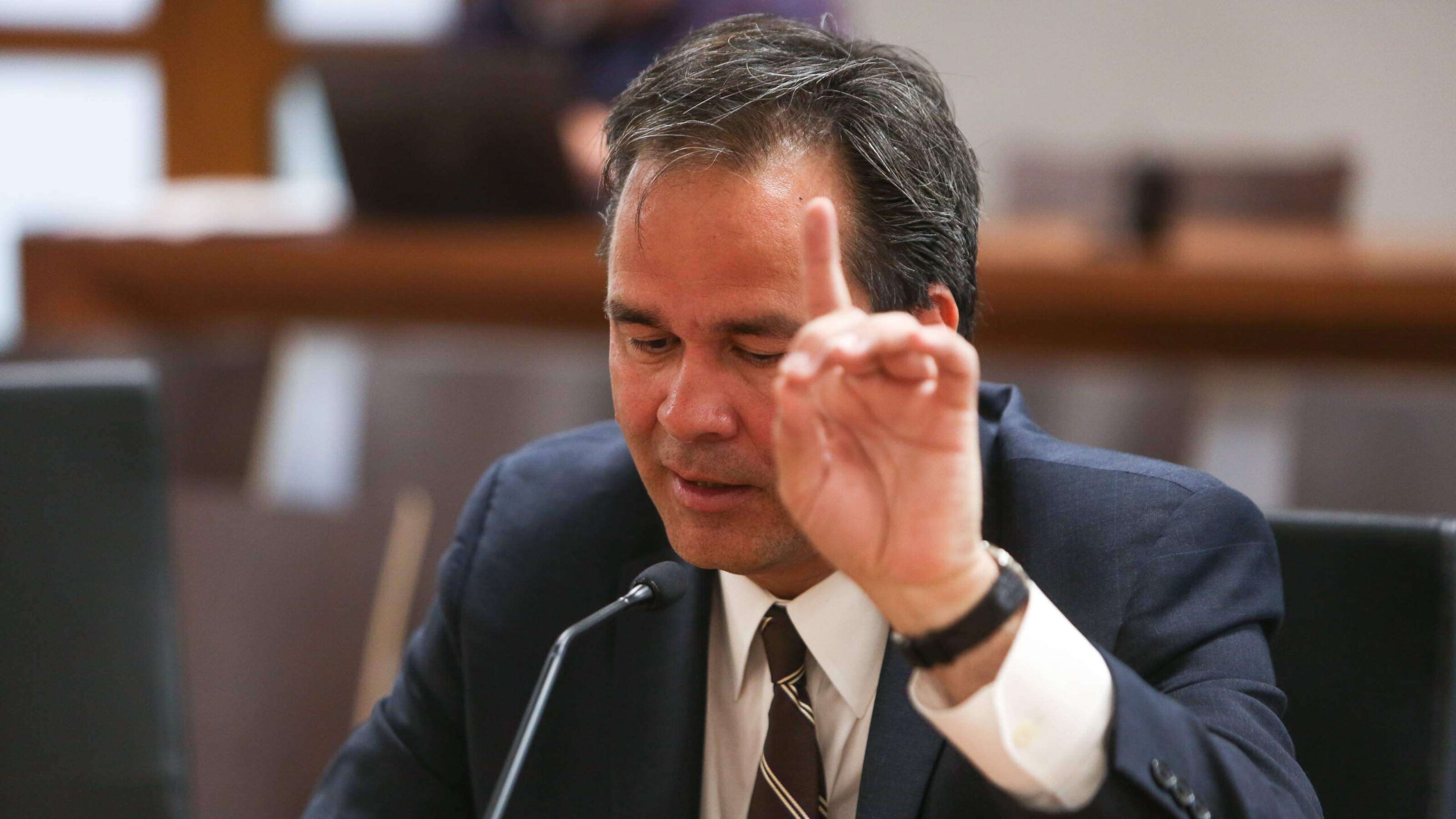 Negociado de Energía deja sin efecto propuesto aumento de factura de luz