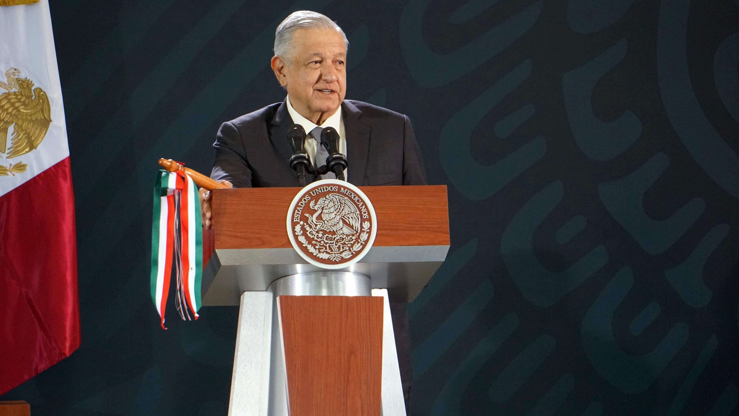 Narcos ponen en ridículo a autoridades mexicanas