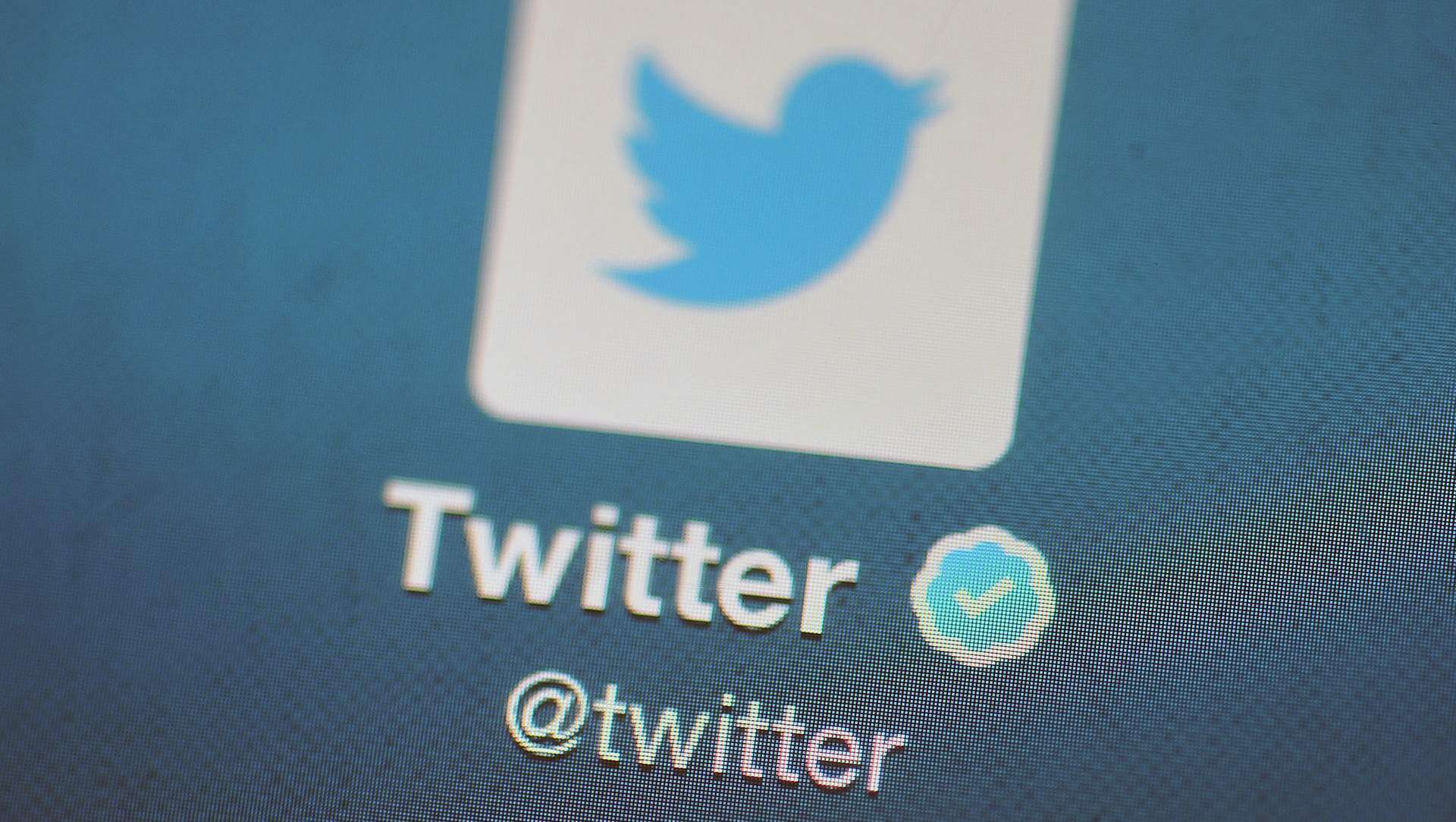 Twitter lanza advertencia a los líderes mundiales
