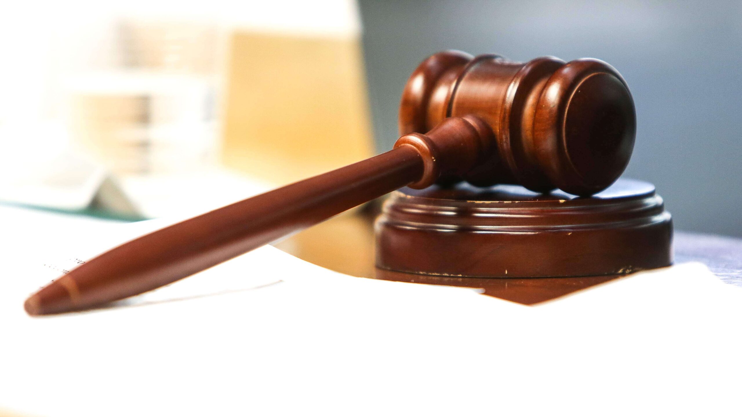 Hallan culpable a exguardia penal de violencia doméstica