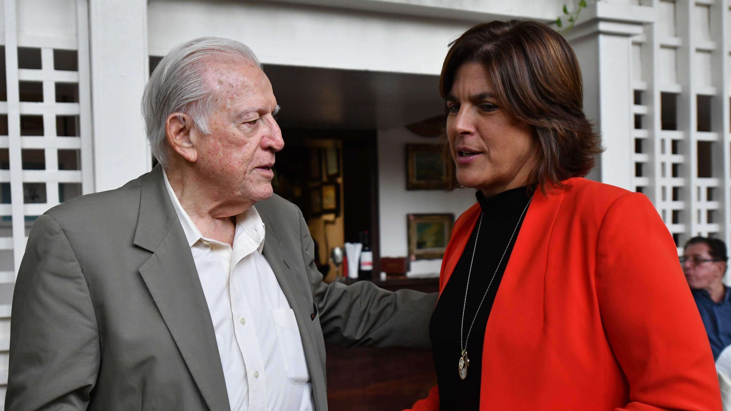 Una muestra de cuánto conoce Gigi de la actualidad política de P.R.