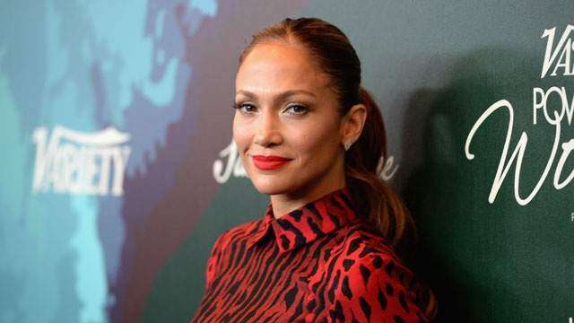 Jennifer López y Maluma ruedan juntos una comedia romántica