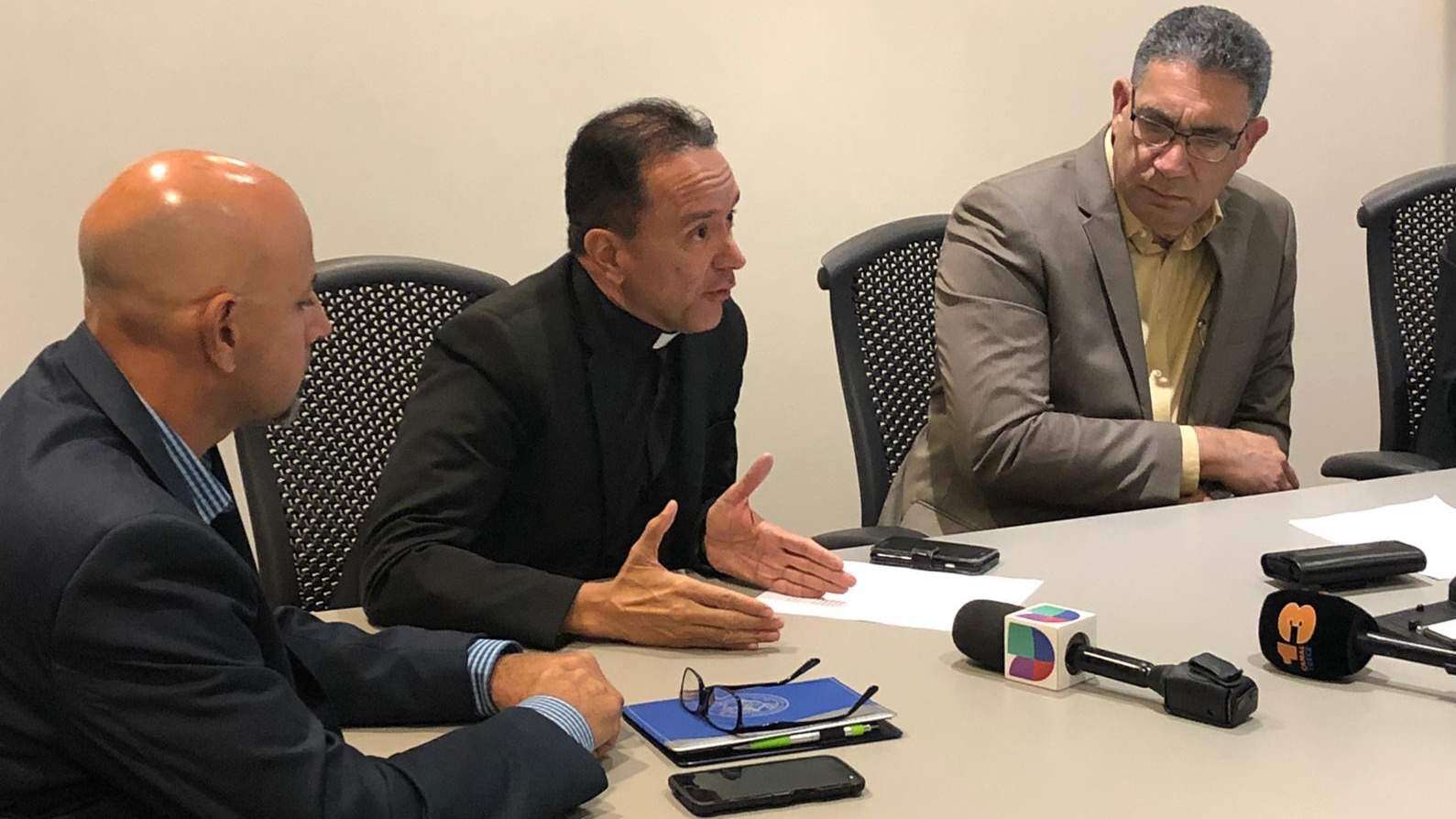 Junte de religiosos convoca a vigilia de oración