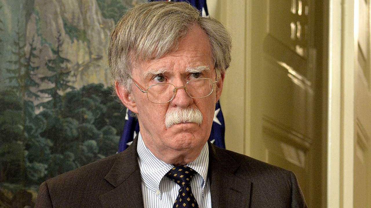 Exasesor de Trump regresa para hacer revelaciones