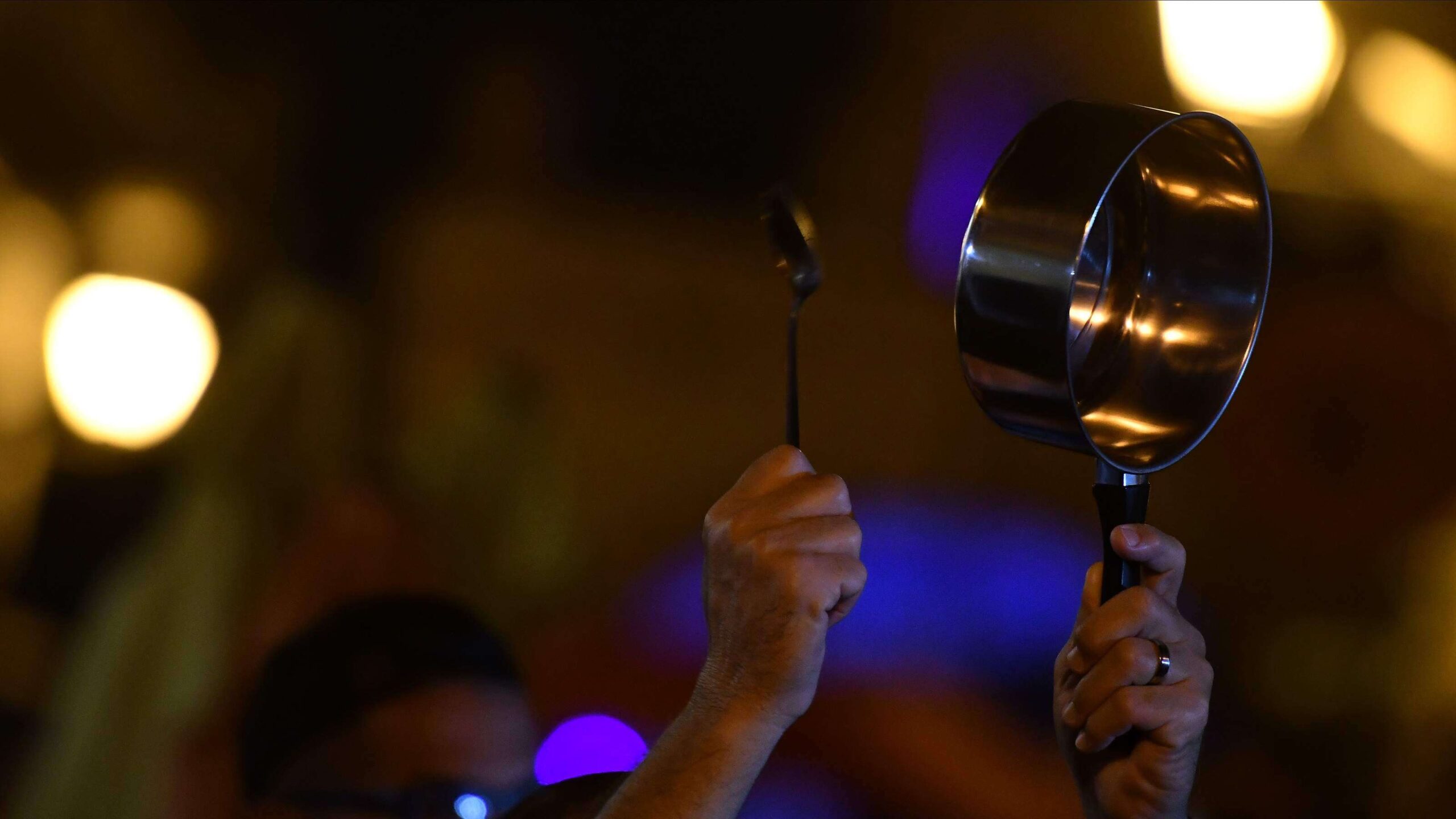 Los cacerolazos: protagonistas de las protestas latinoamericanas