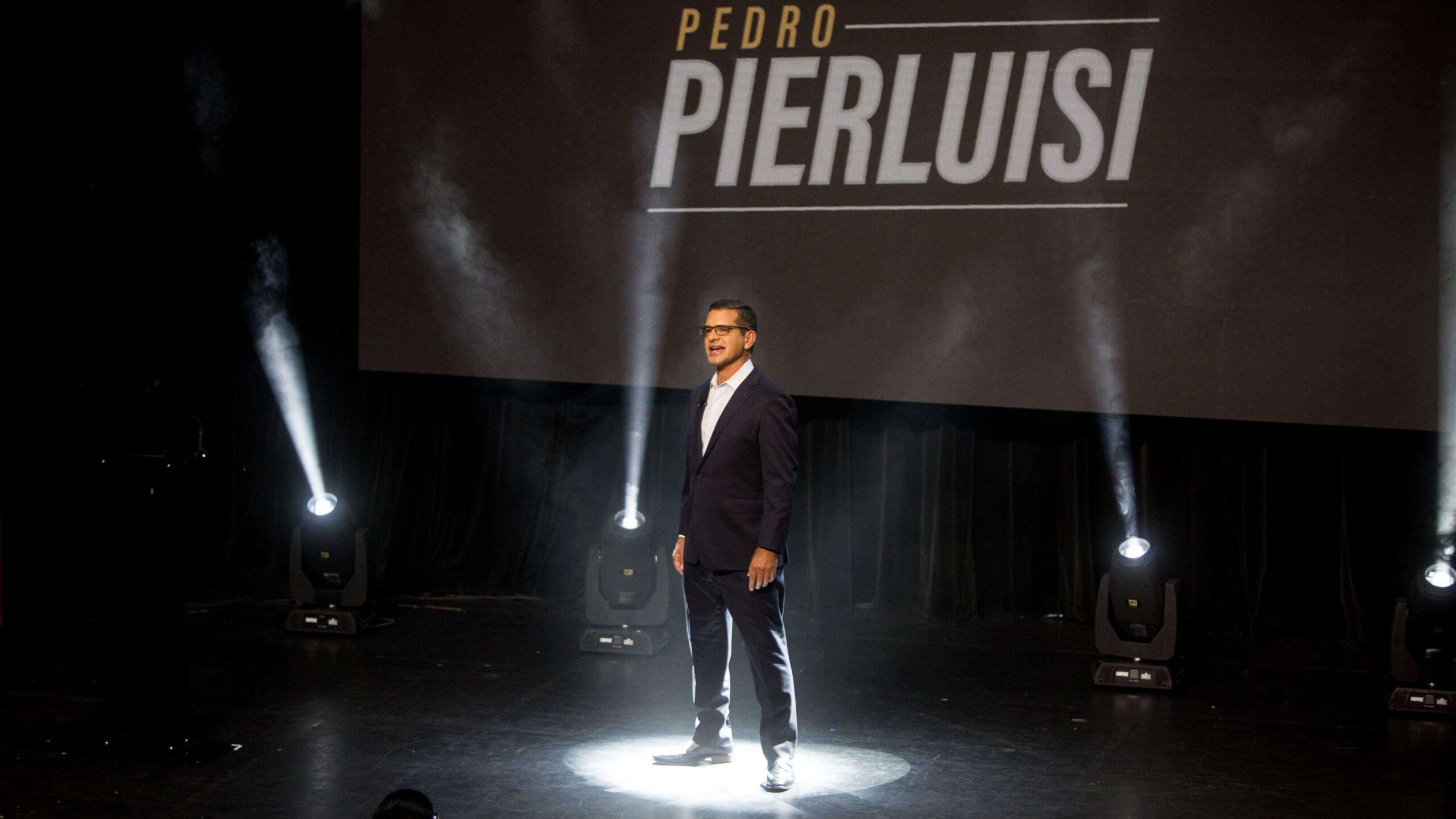 Pierluisi anuncia su candidatura a la gobernación