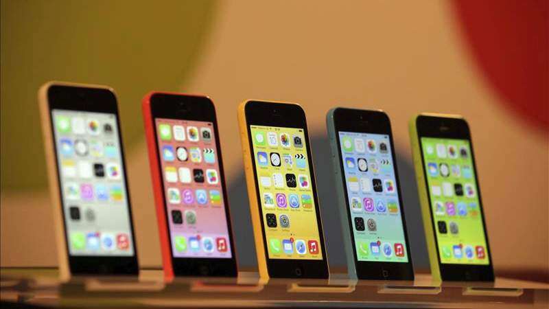 Advierten sobre nueva modalidad para robar información en los aeropuertos