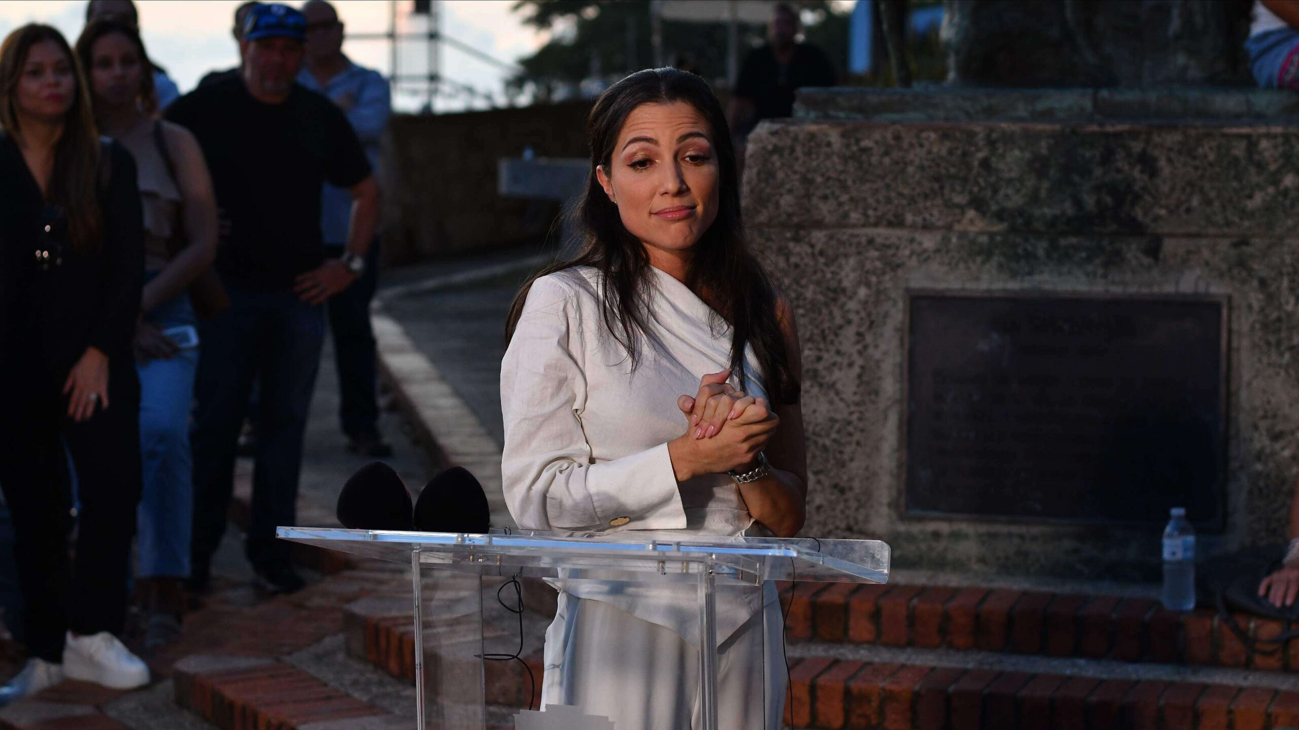 Lúgaro alerta sobre provocación de Rosselló