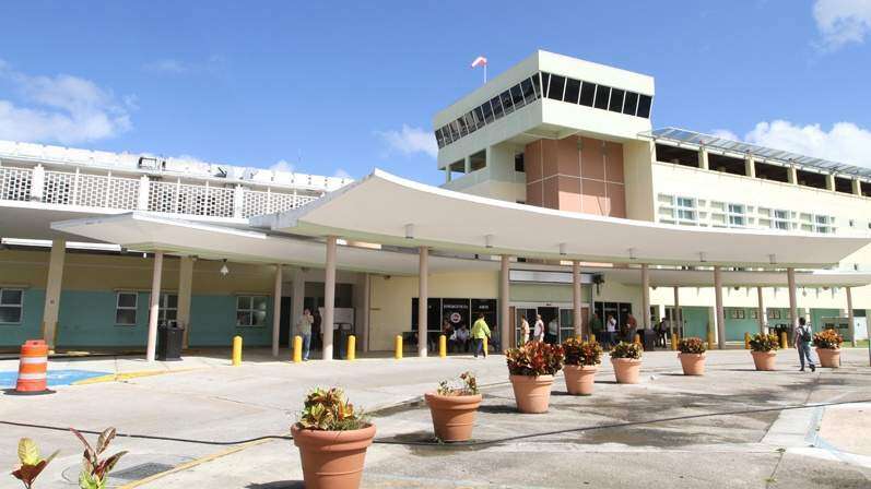 Apuñalan enfermera en Centro Médico