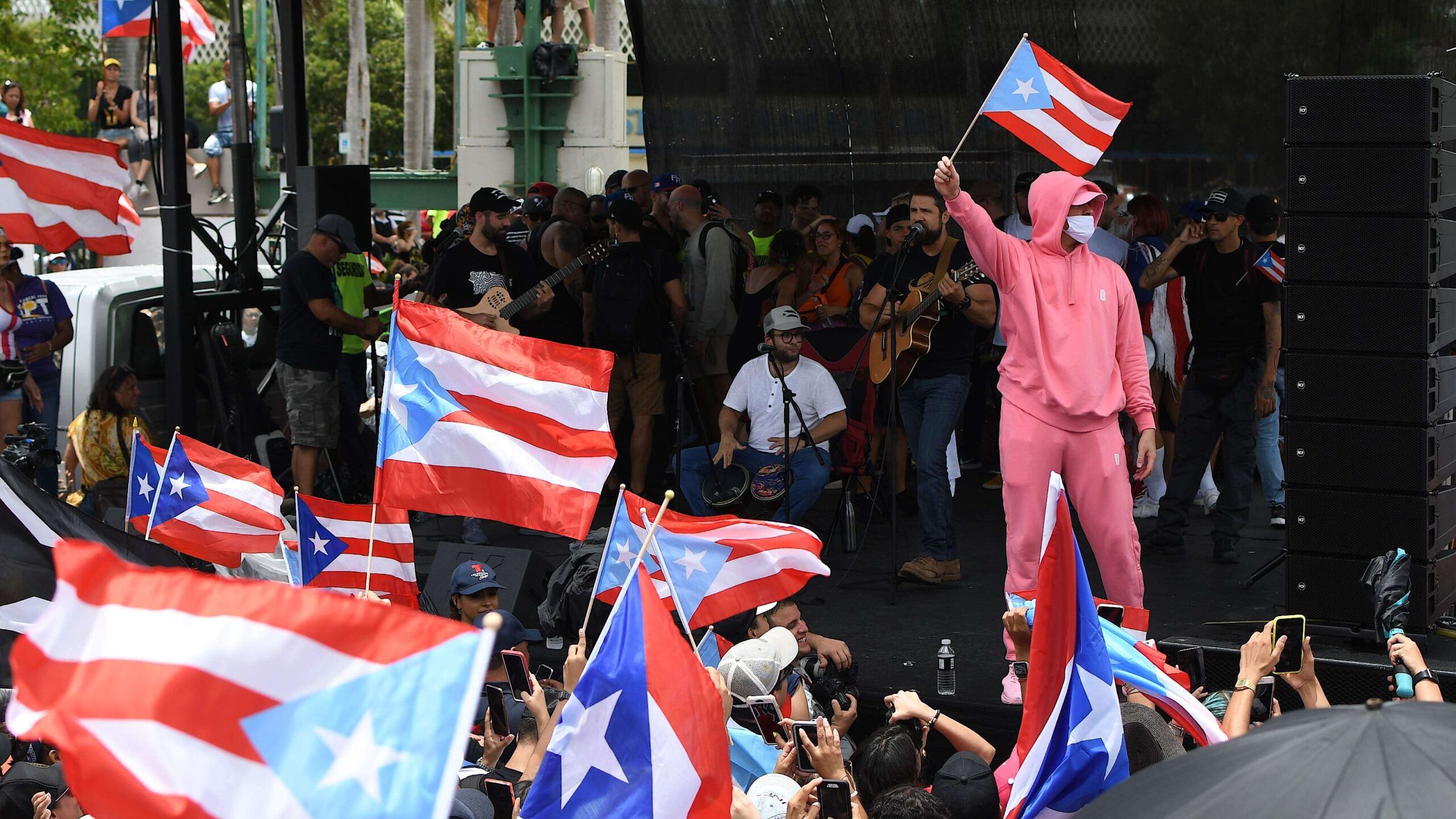 Bad Bunny anuncia dos conciertos en PR en 2020