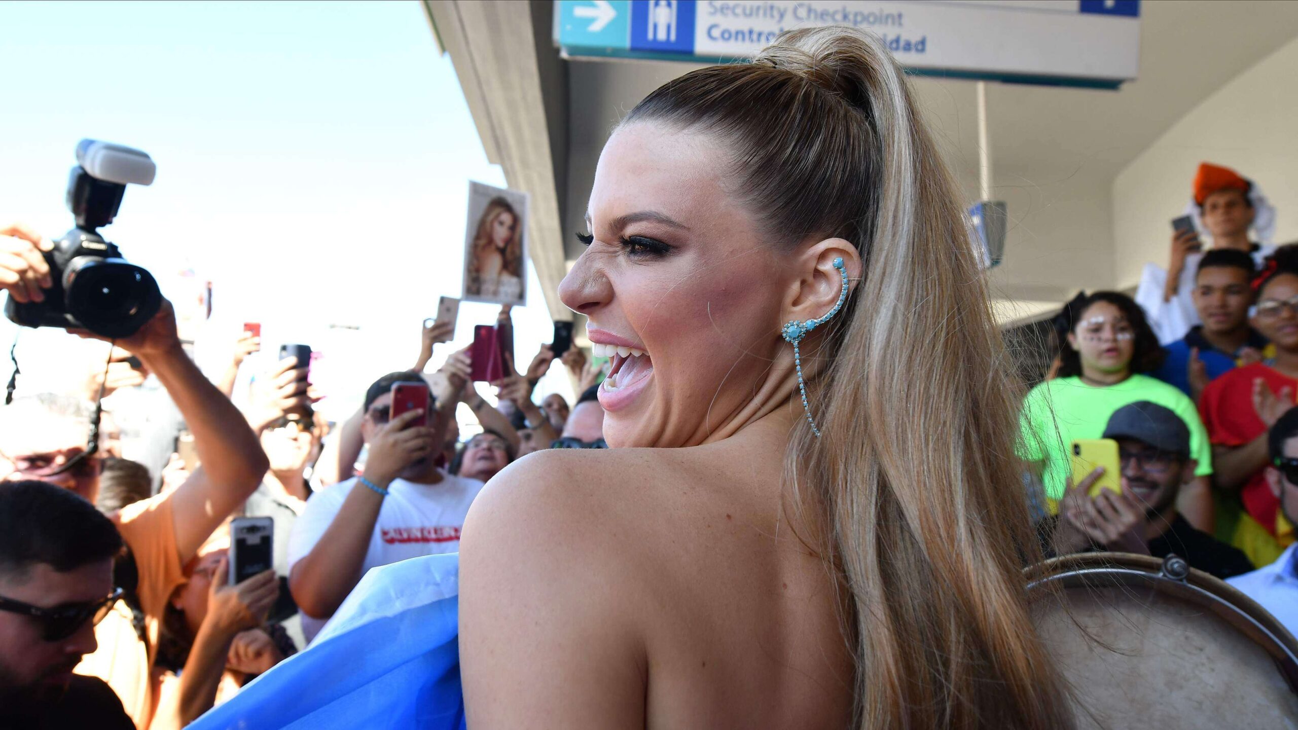 Madison logra gran ovación en la gala preliminar de Miss Universo