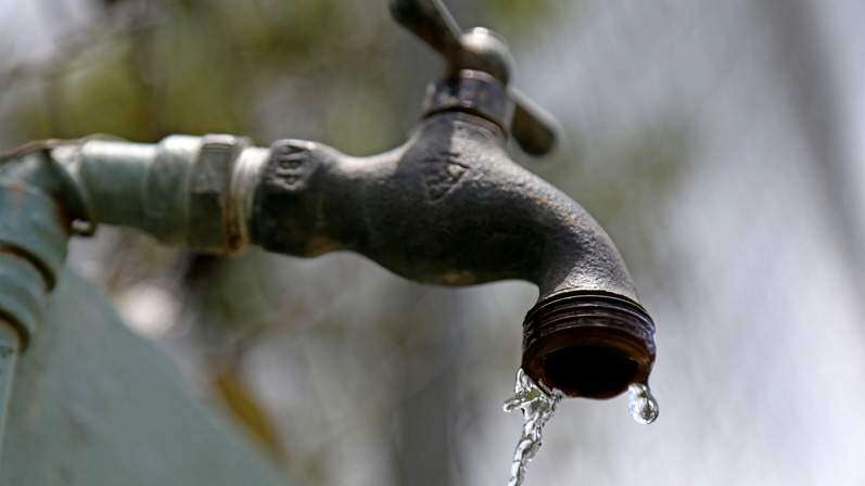 Sin agua sectores de Luquillo y Guayanilla