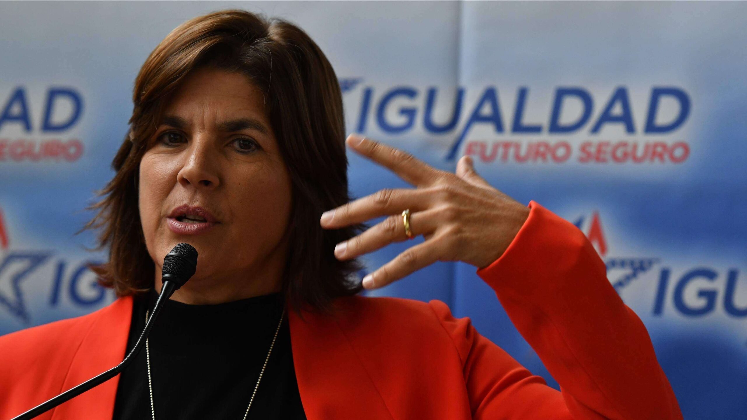 Gigi Fernández advierte a Residente que también será recusado