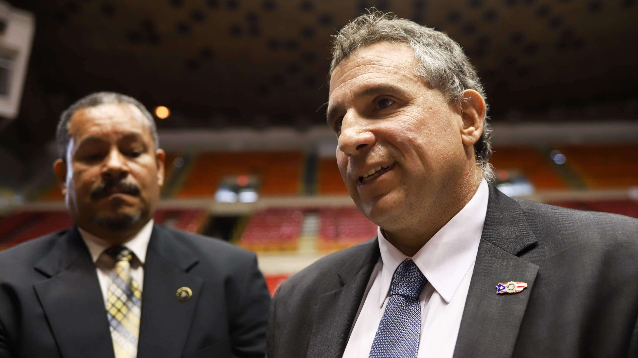 5 controversias que siguieron al ahora exdirector del FBI en PR