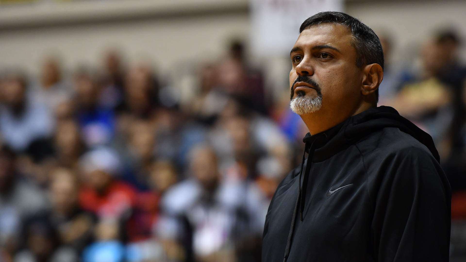 Eddie Casiano se queda como dirigente de la Selección Nacional