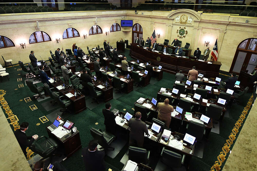 Medida para sancionar a quienes desobedezcan órdenes ejecutivas espera por la firma de la gobernador