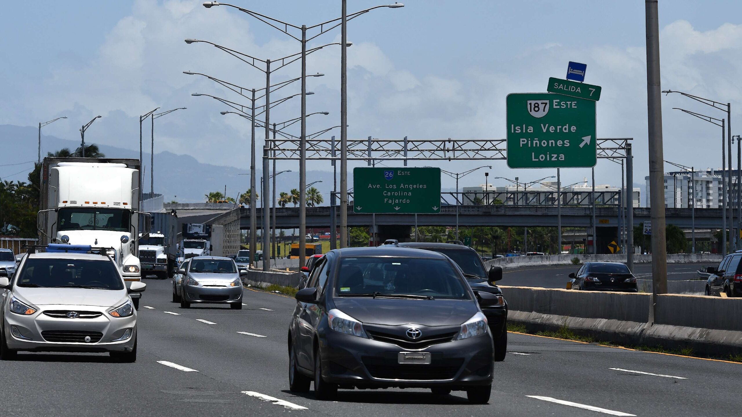 Fluye normal el tránsito en las principales vías del País