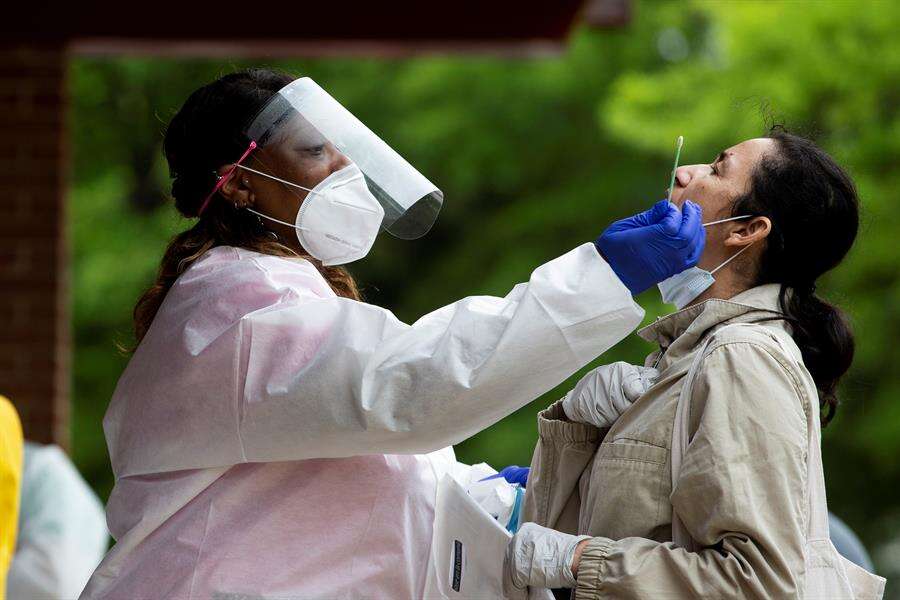 Florida está cerca de los 64,000 contagios de COVID-19