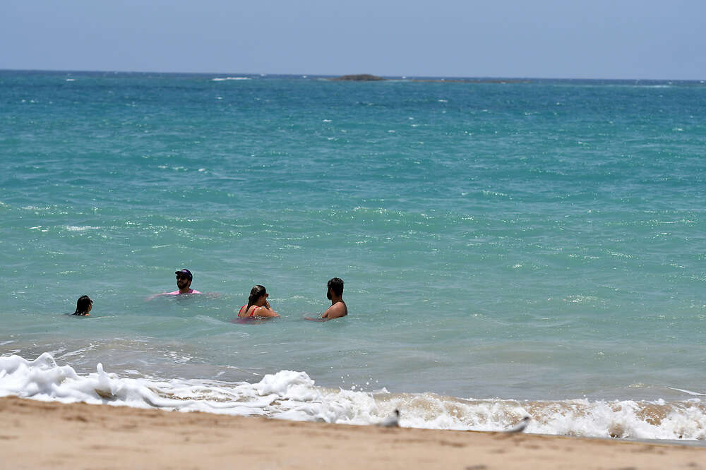Exhortan a tener precaución en el mar durante el fin de semana largo