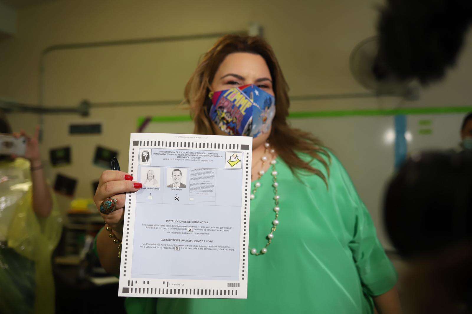 Jenniffer González «por fin» ejerce su voto por Pierluisi