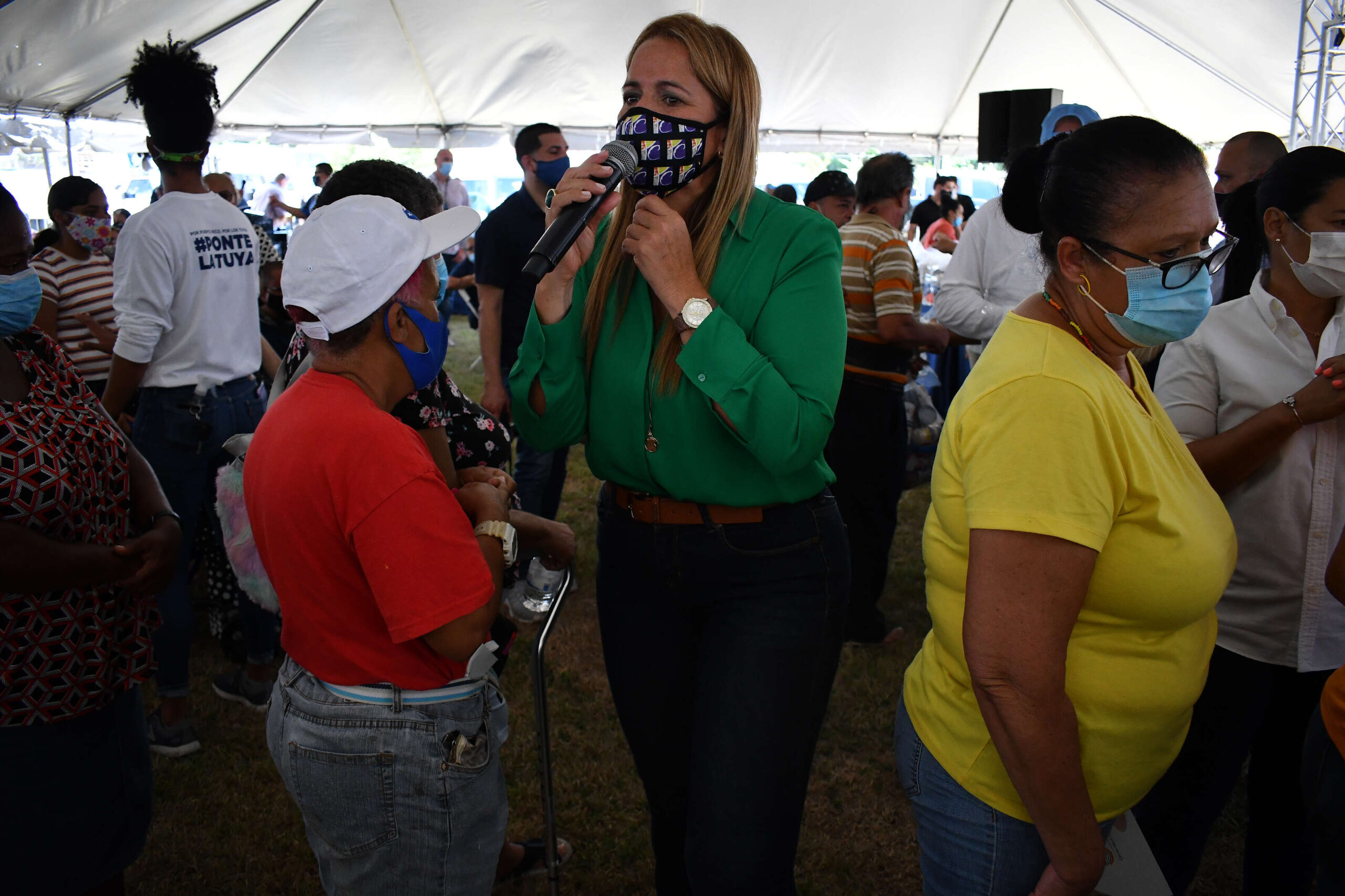 Molesta Lornna Soto con apagón no avisado