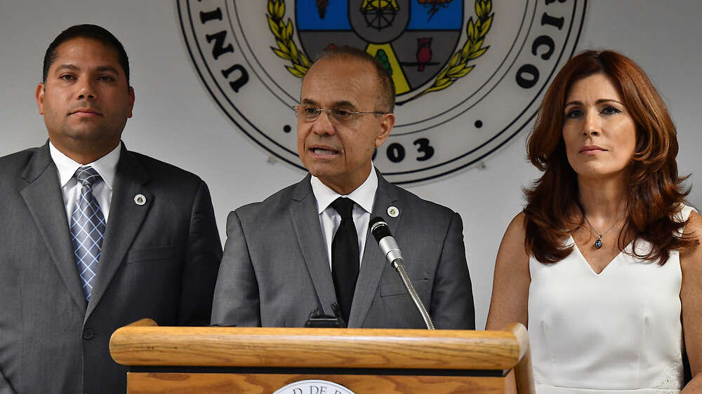 Presidente y vicepresidenta de la Junta de Gobierno de la UPR dejan los cargos