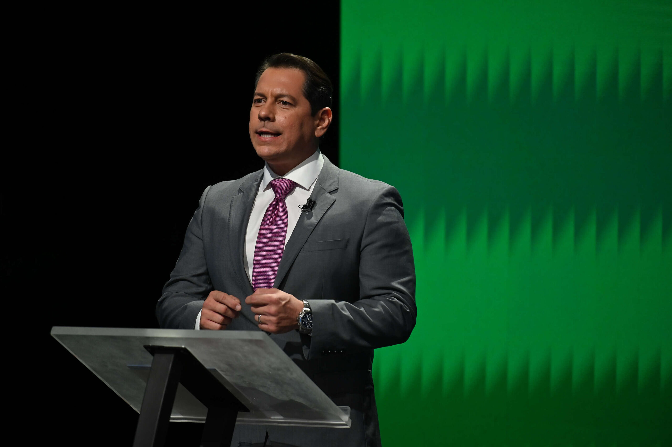 El PIP ha recaudado más dinero que los demás partidos