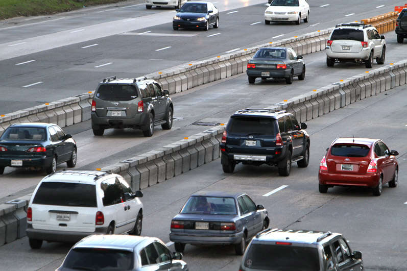 Tránsito fluye sin complicaciones en la mañana del viernes