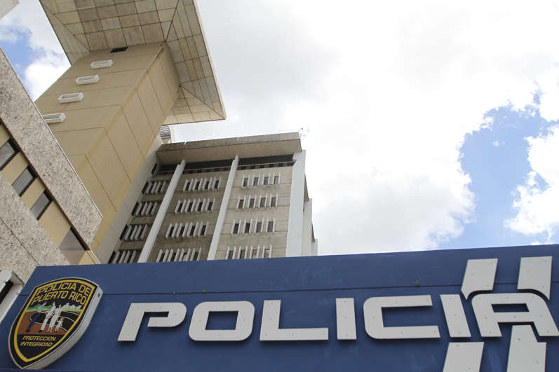 Dejó el reloj en su casa mientras una compañía hacía remodelaciones y se le llevaron $7,000 en joyas