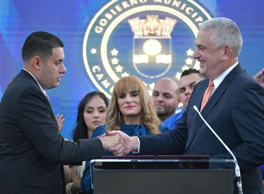 Ex jefe de personal del Senado gana la alcaldía de Camuy