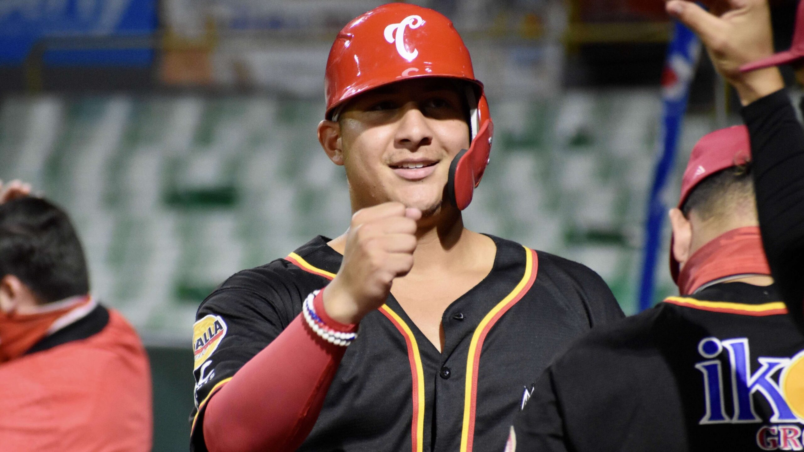 Criollos sufren dos bajas para la serie final