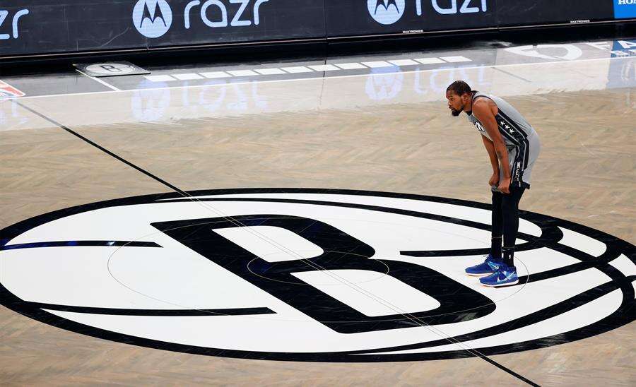 Gerente general de Nets asegura que Durant e Irving quieren ganar con Harden