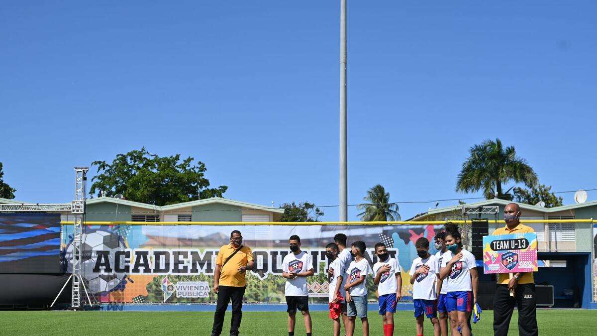 Inauguran el remodelado parque de fútbol de Quintana