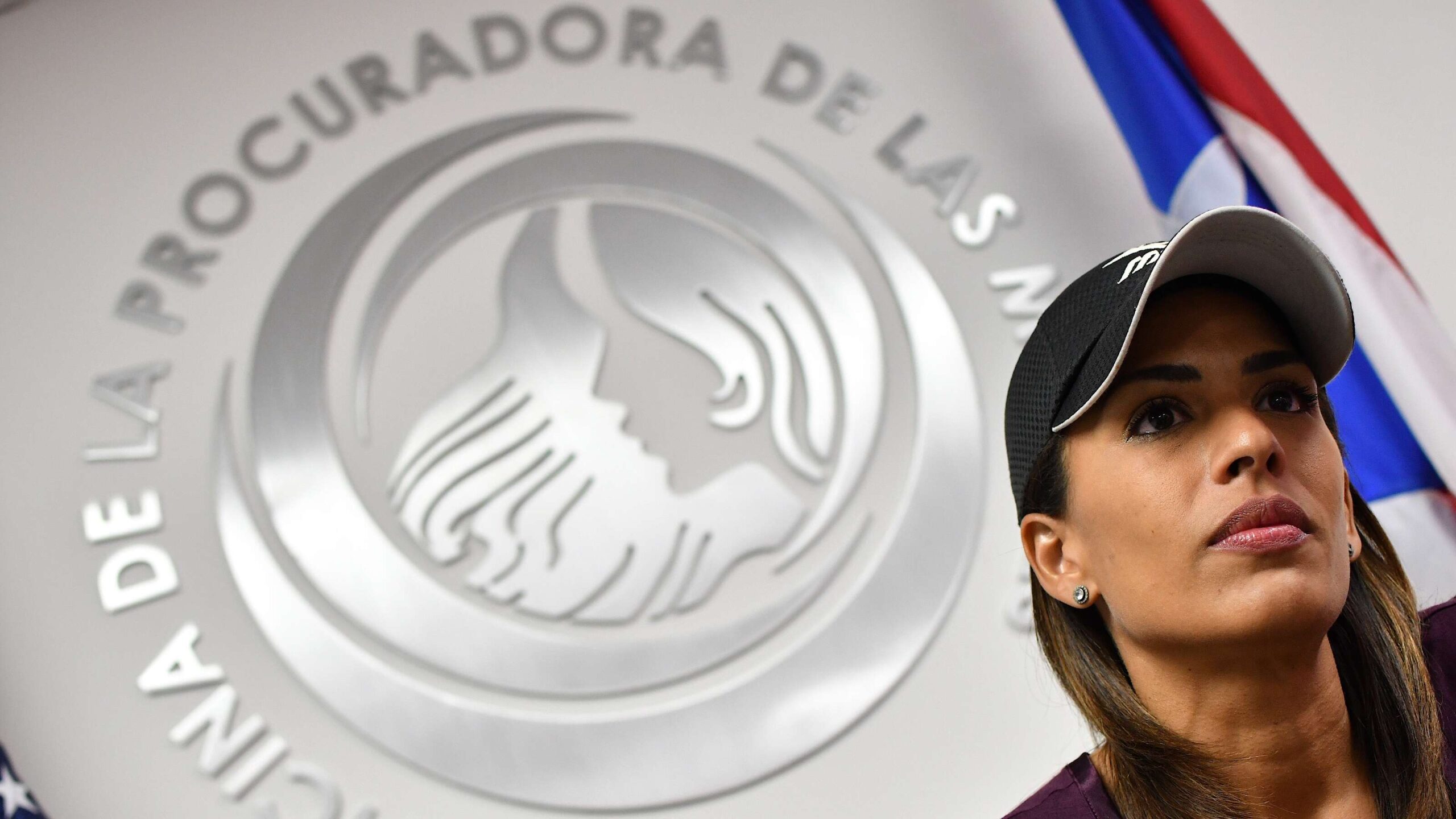 Piden a Pierluisi que asigne fondos de elección de cabilderos a la Procuradoría de la Mujer