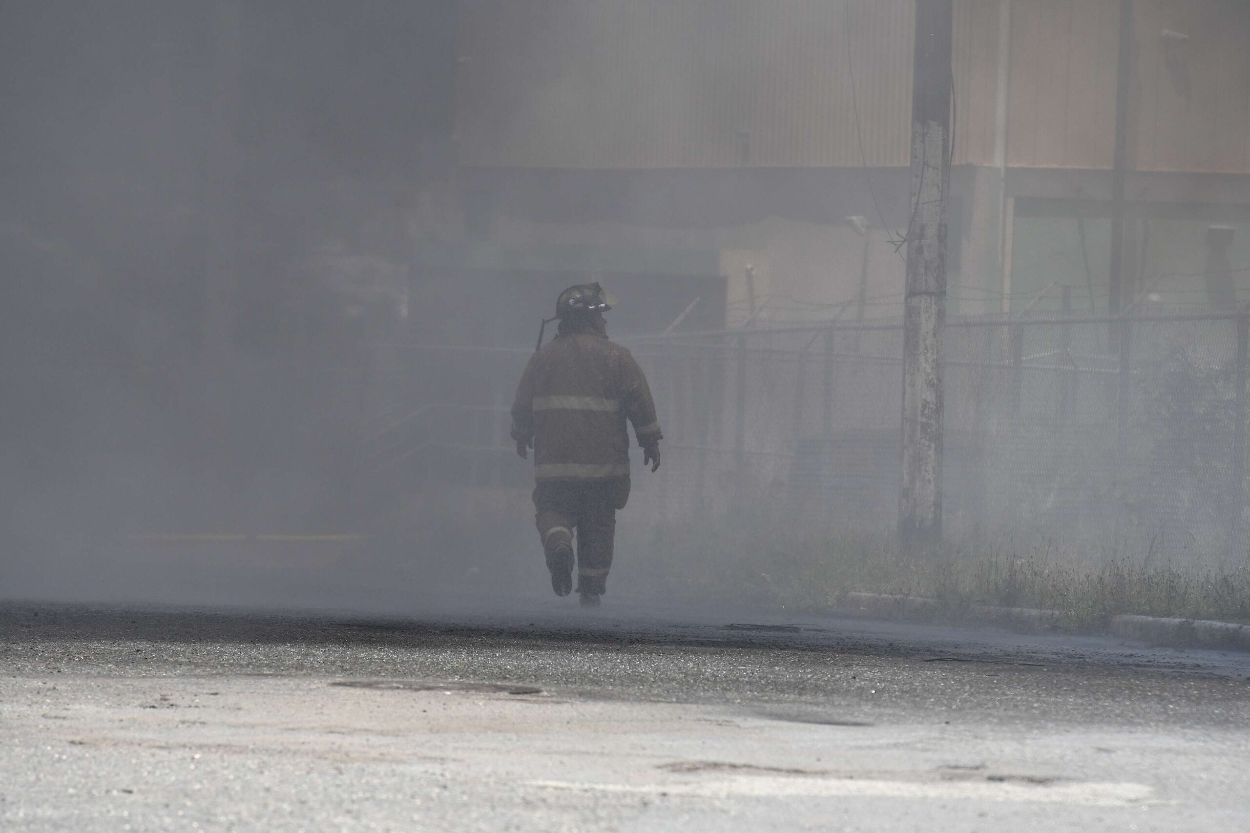 Fuego consume tres casas en Ponce
