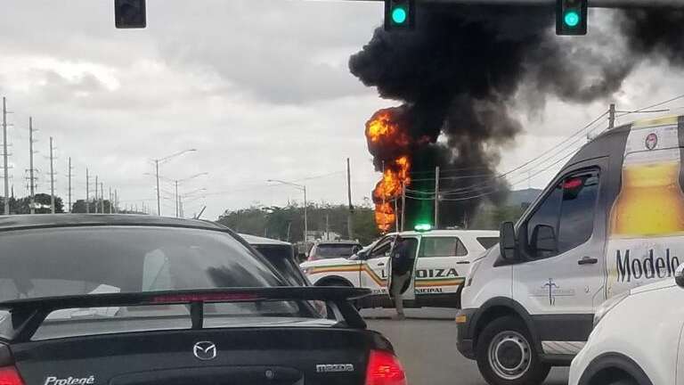 Se incendia un camión de gasolina en Canóvanas