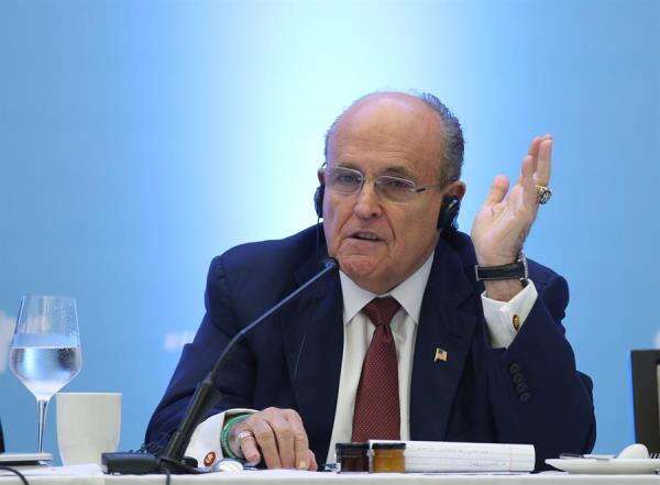 Tribunal suspende la licencia de Rudy Giuliani como abogado en Nueva York