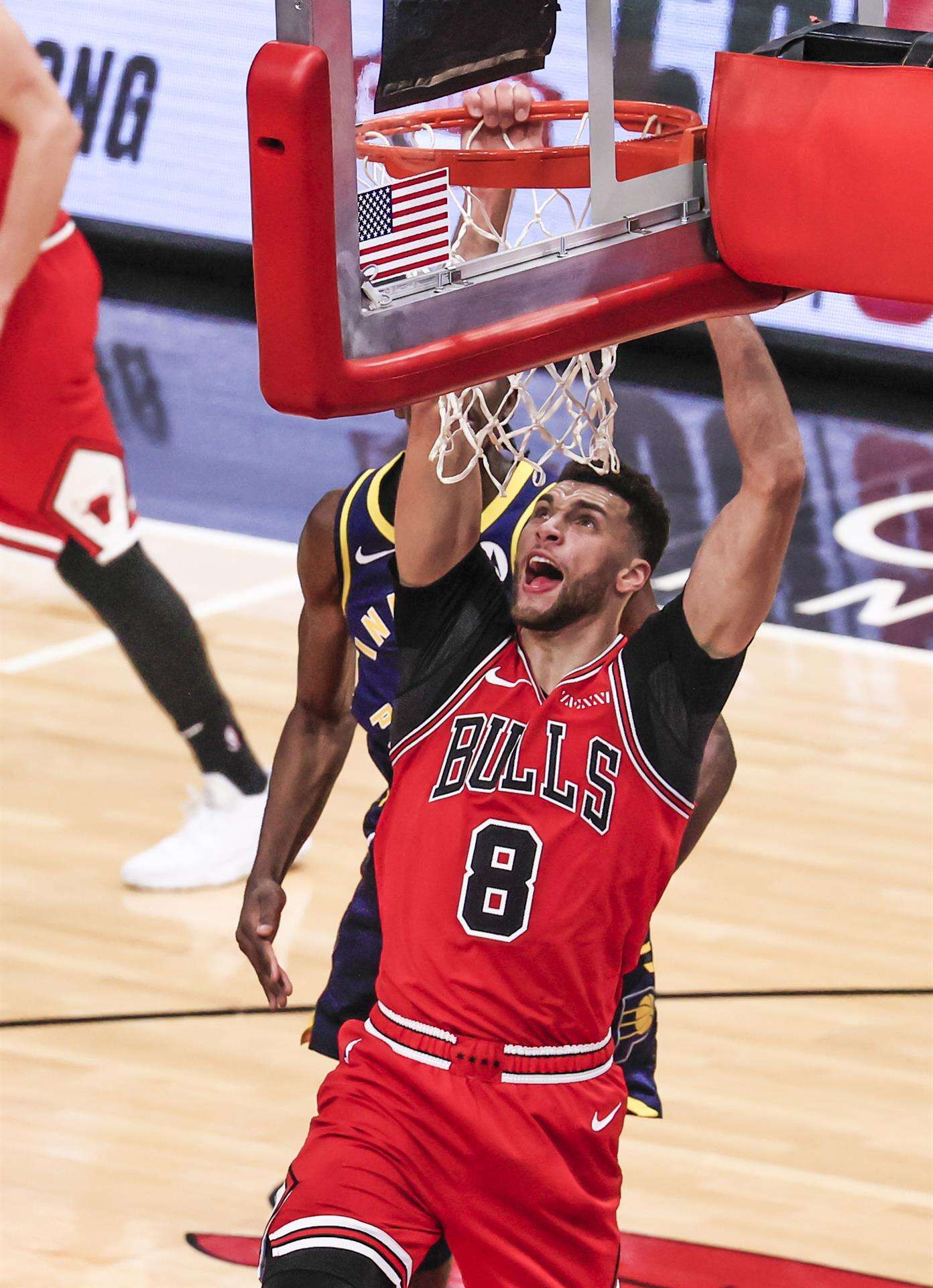 El armador Zach LaVine, bajo protocolos de Covid, no viaja a Japón