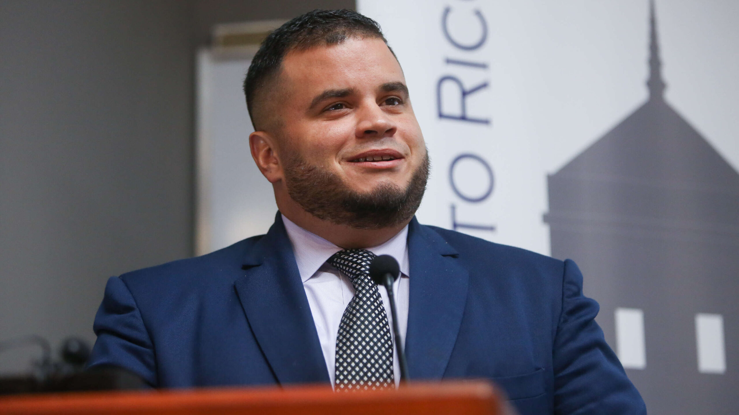 Jay Fonseca sale de Telemundo, según informes